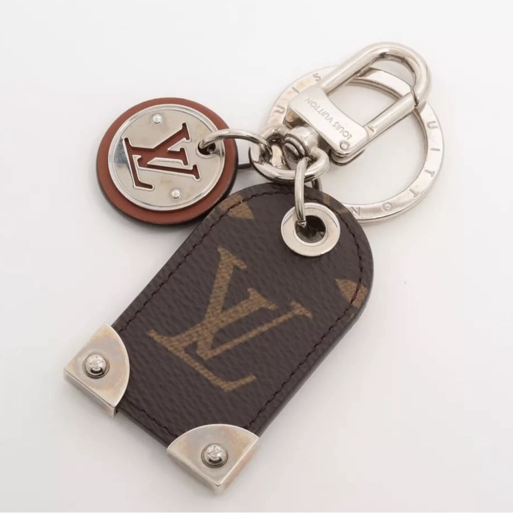 Louis Vuitton Porto Cure Tabs Travel Tags Bag Charm - M64179
